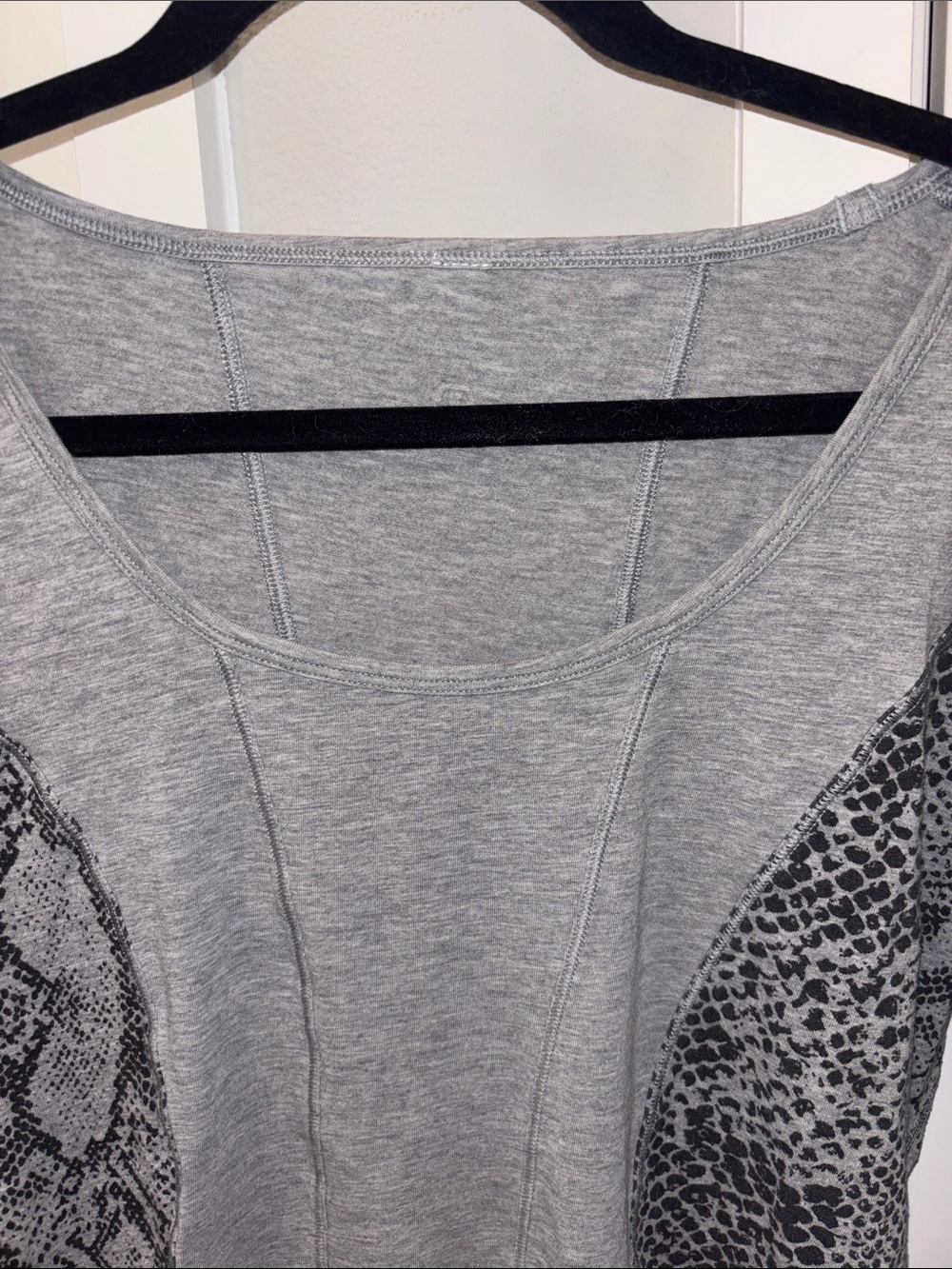 EUC Lululemon Between the Lines Snake Print Active Tee - Picture 3 of 6